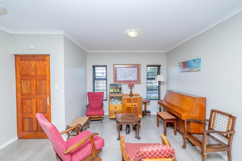 4 Bedroom Property for Sale in Viking Village Western Cape